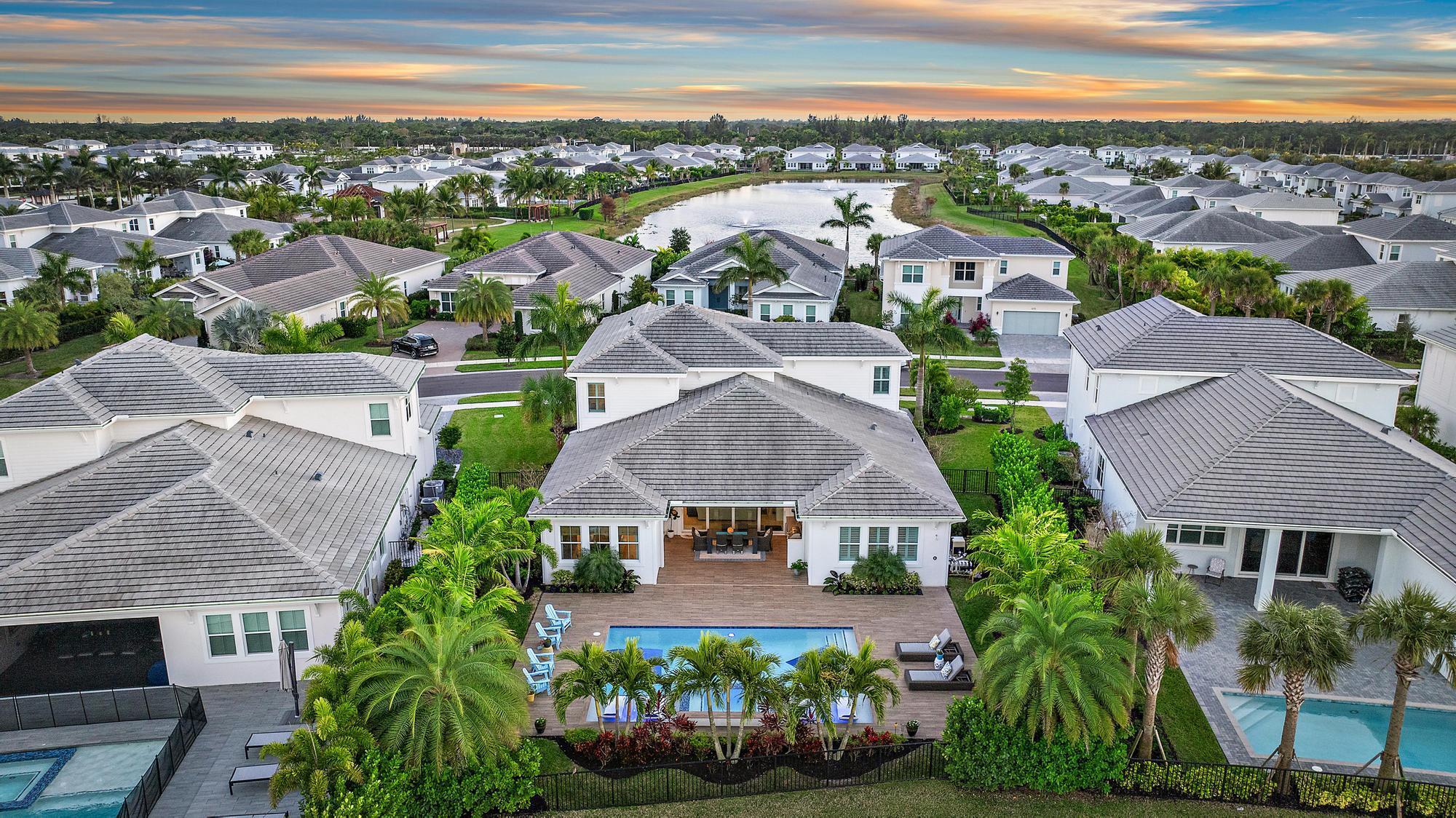 9174 Crestview Circle