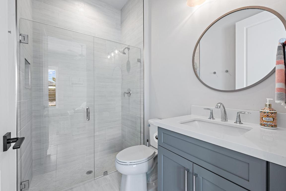 9174 Crestview Circle