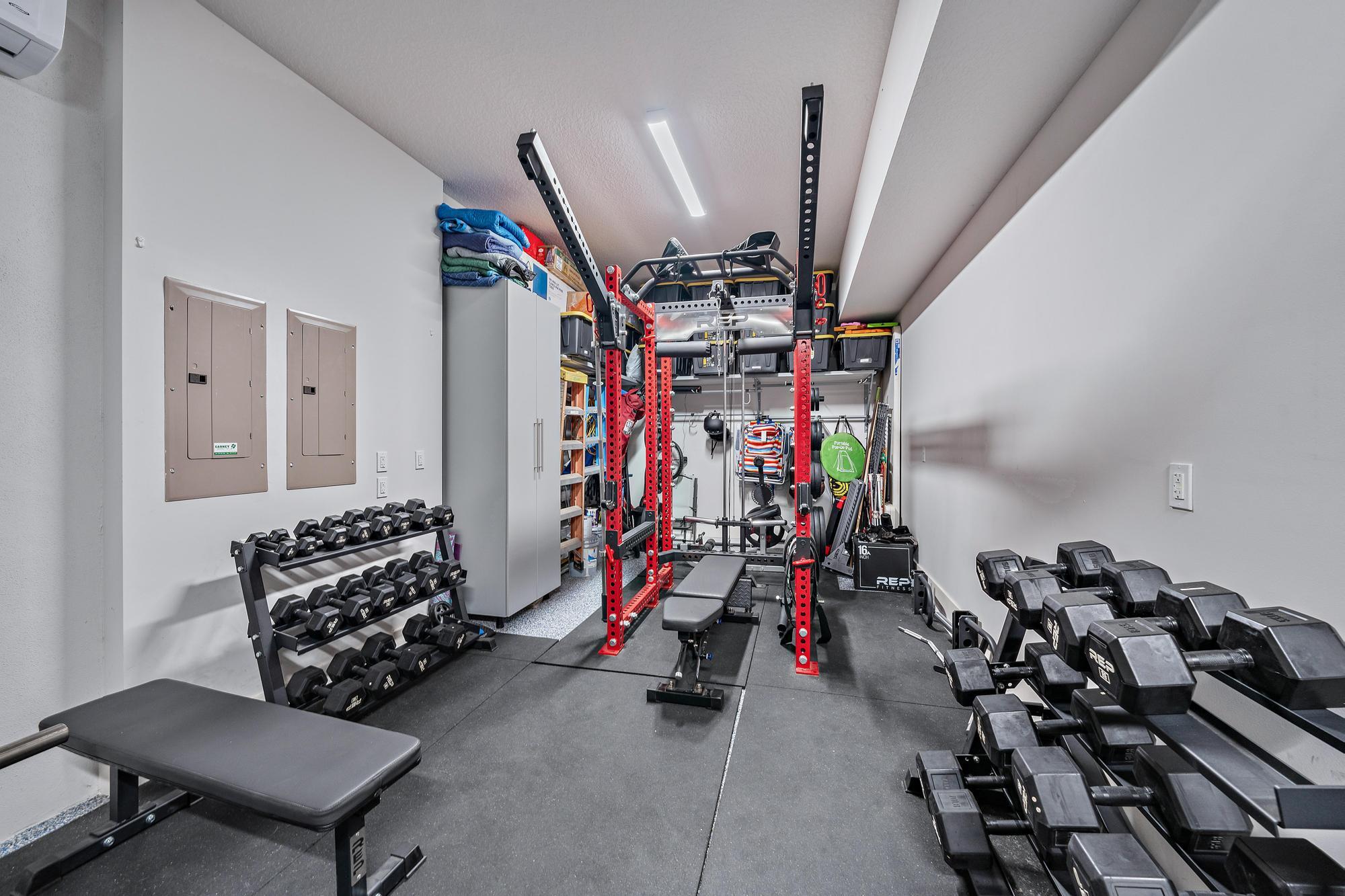 9174 Crestview Circle