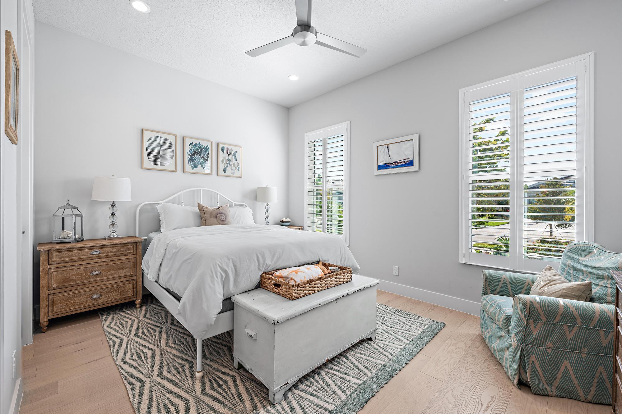 9174 Crestview Circle