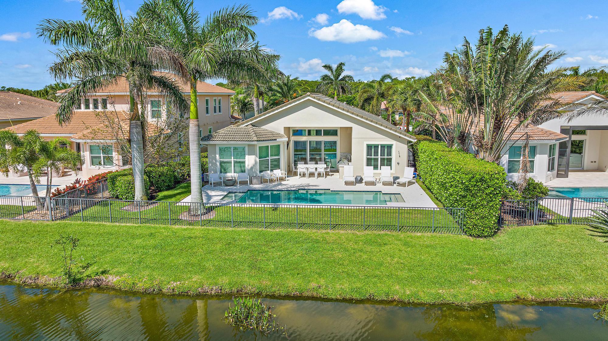 517 Carrara Court