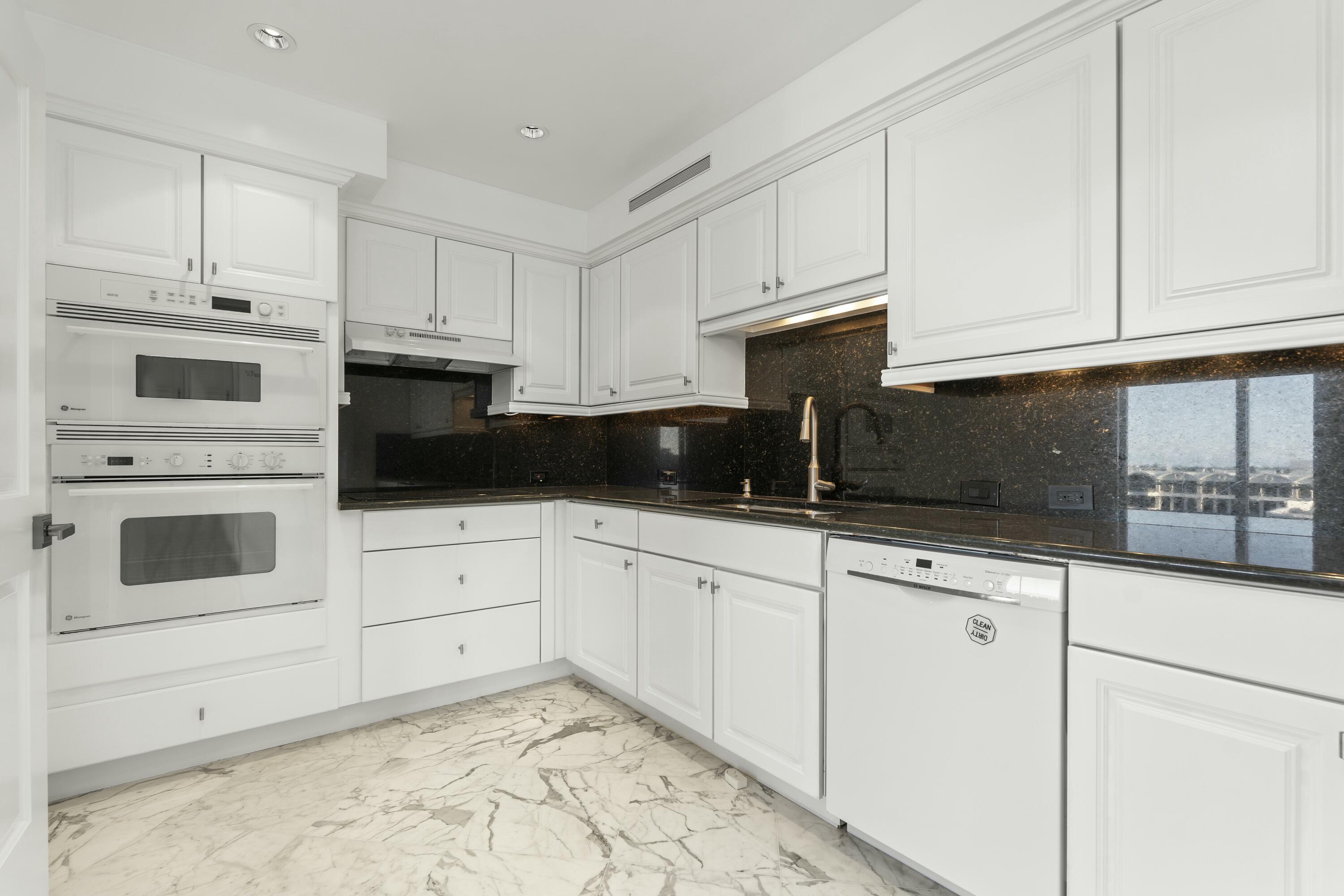 150 Bradley Place 604-D