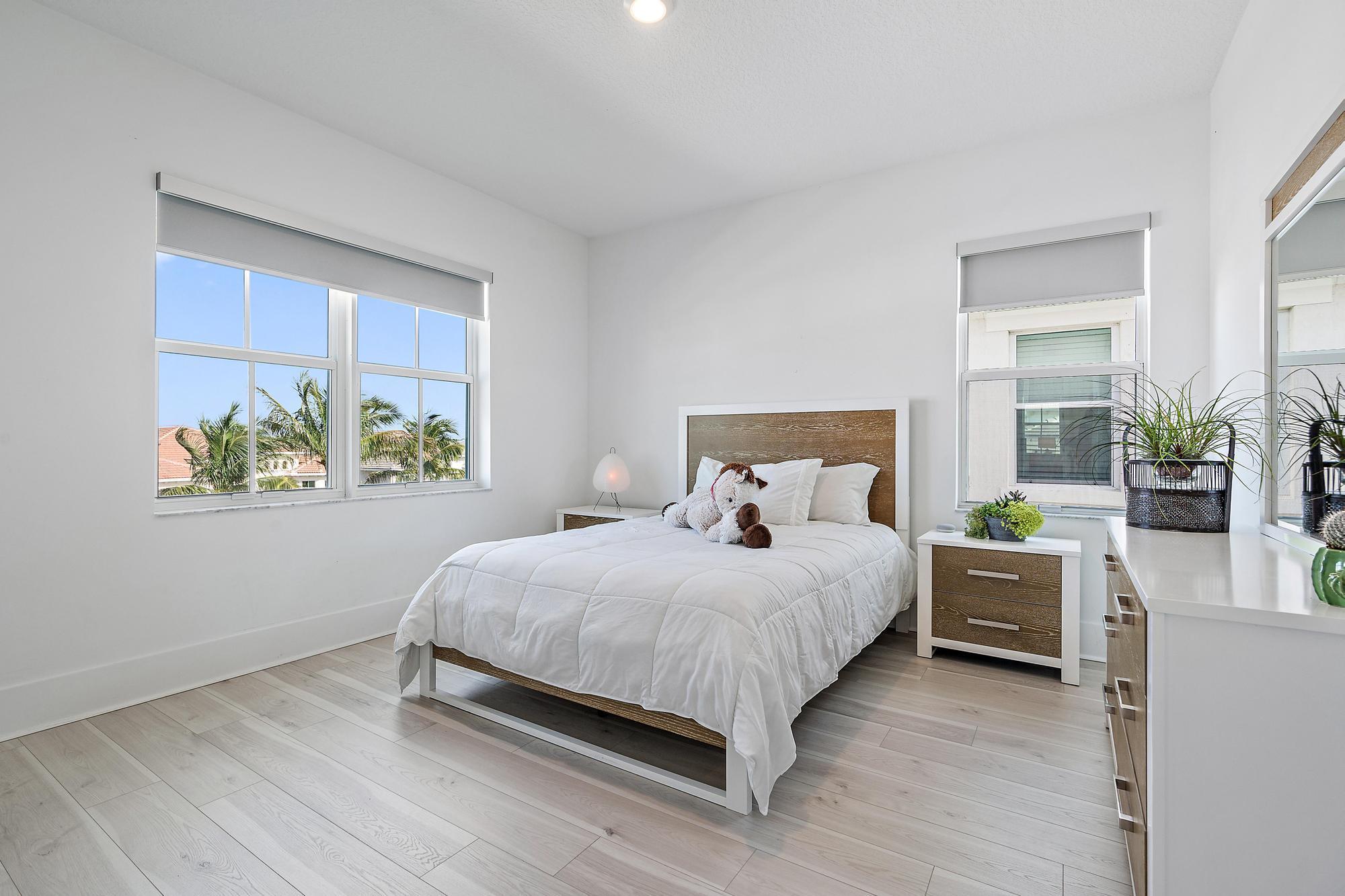 12127 Waterstone Circle