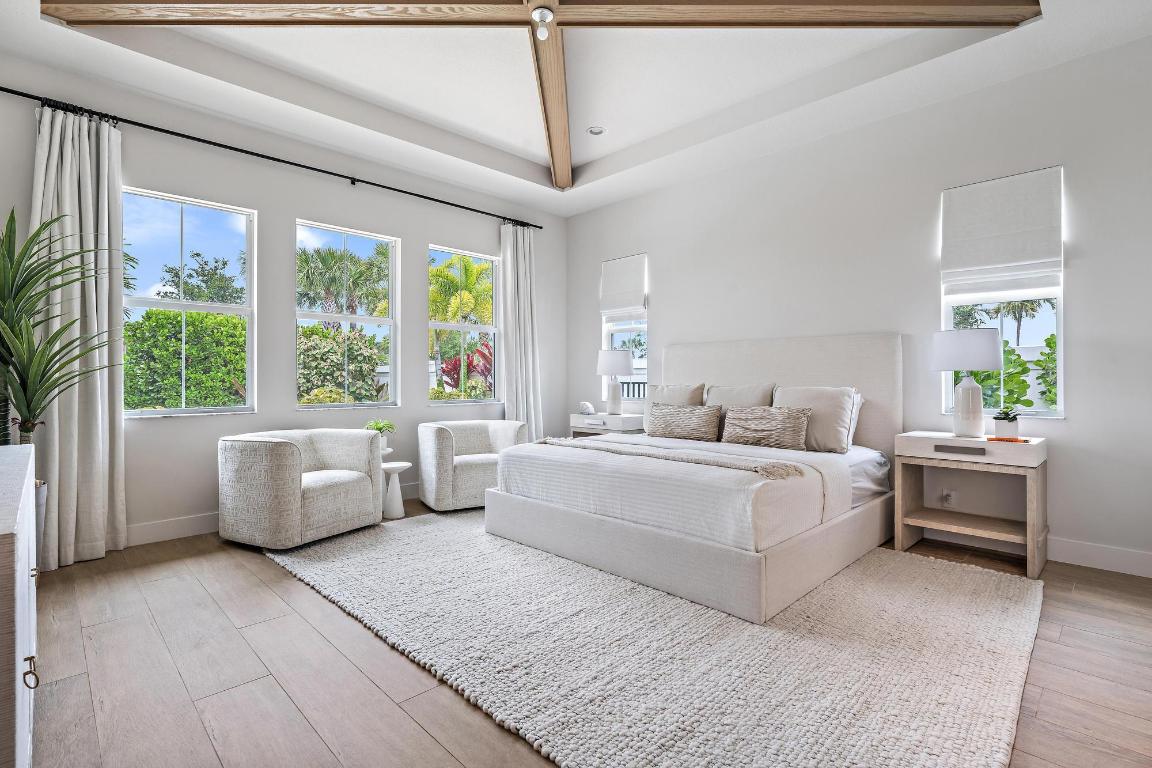 9142 Crestview Circle