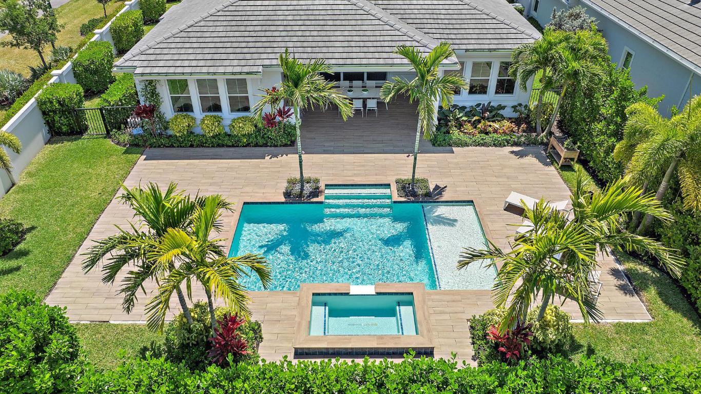 9142 Crestview Circle