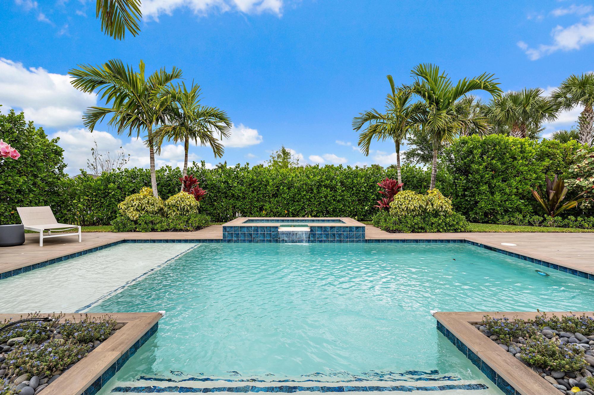 9142 Crestview Circle