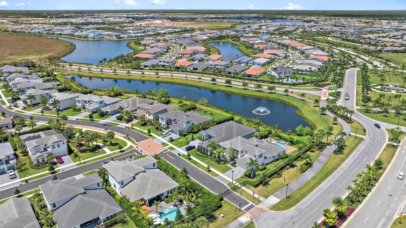 9142 Crestview Circle