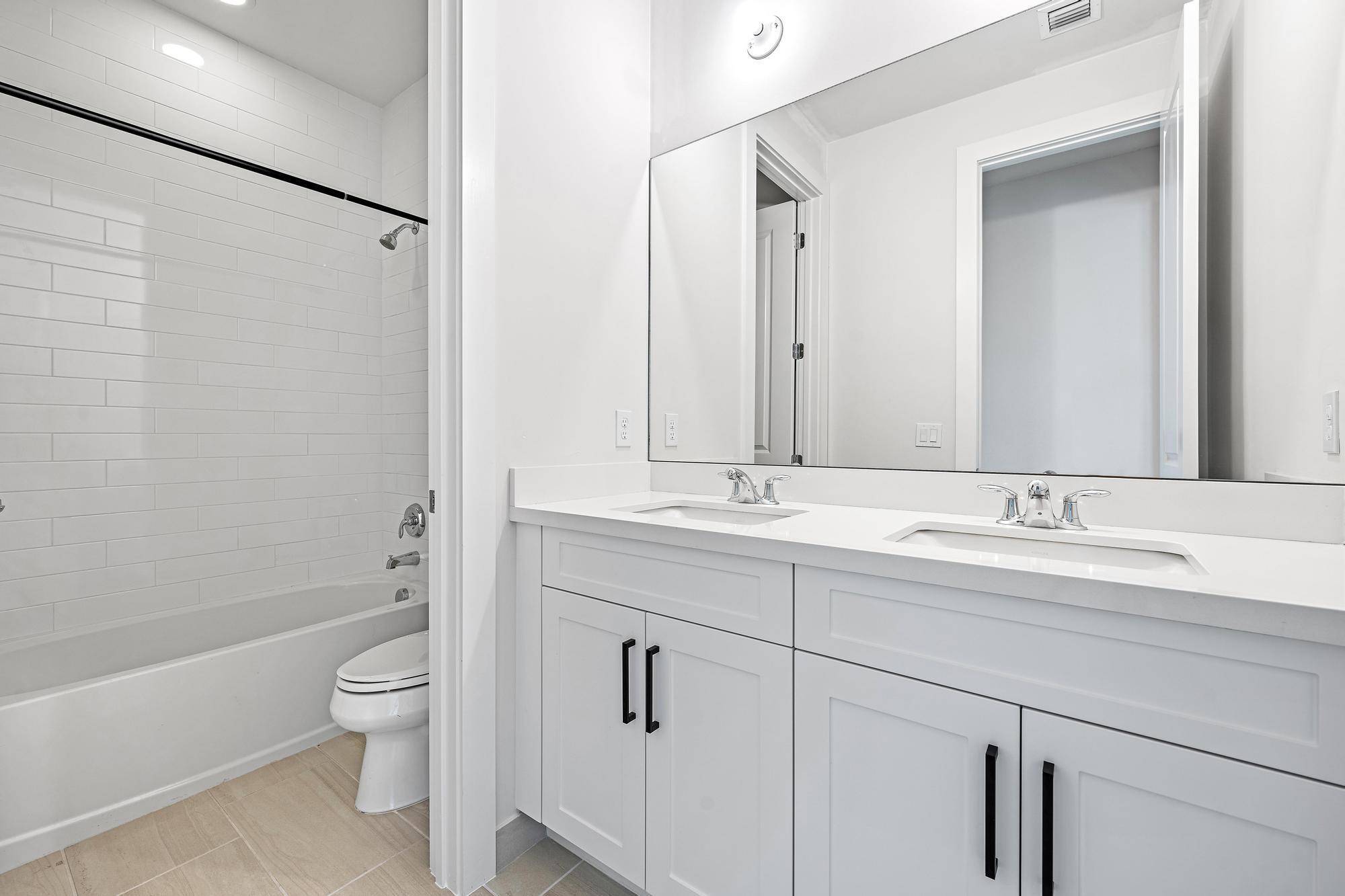 9142 Crestview Circle