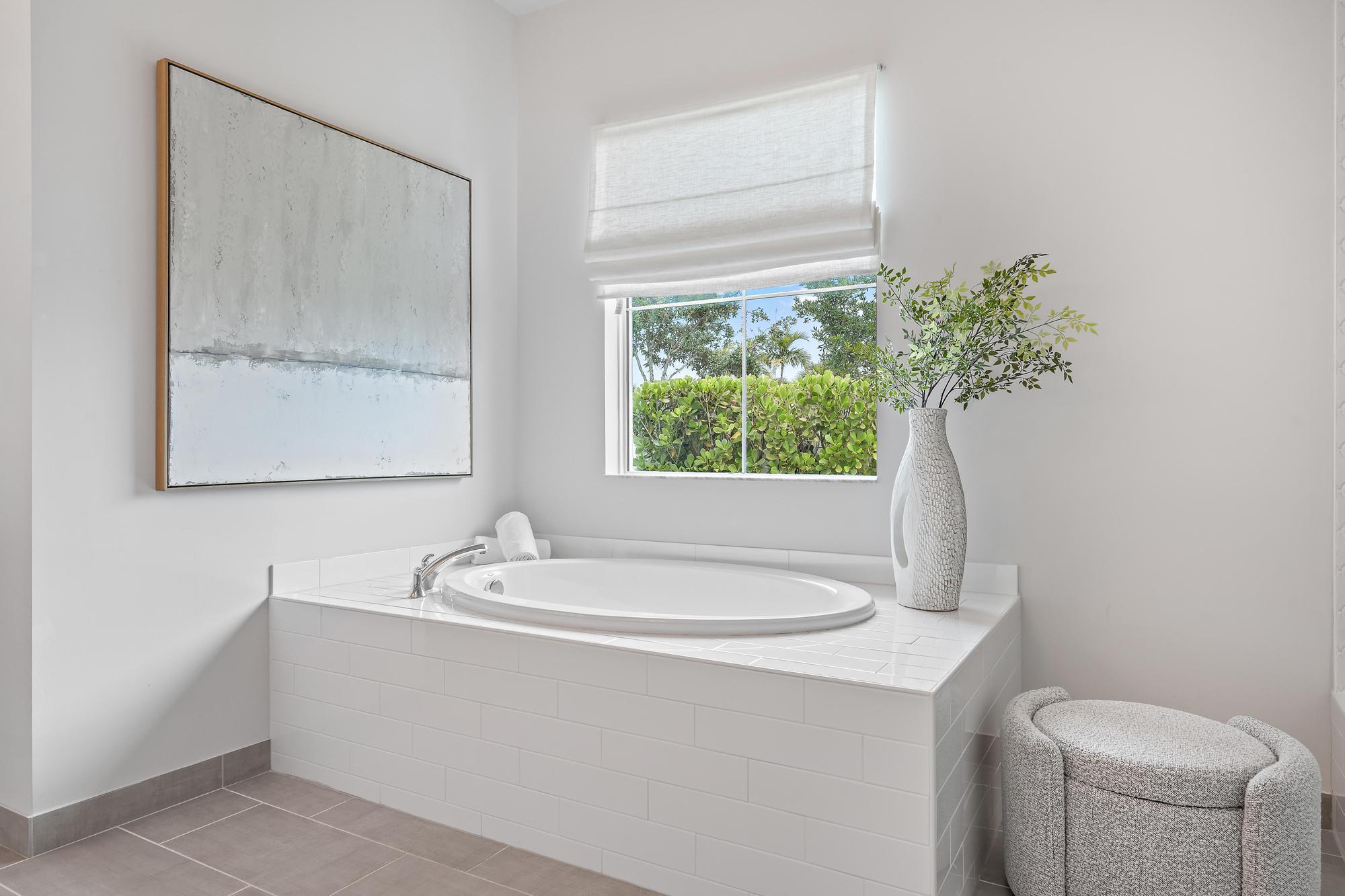 9142 Crestview Circle