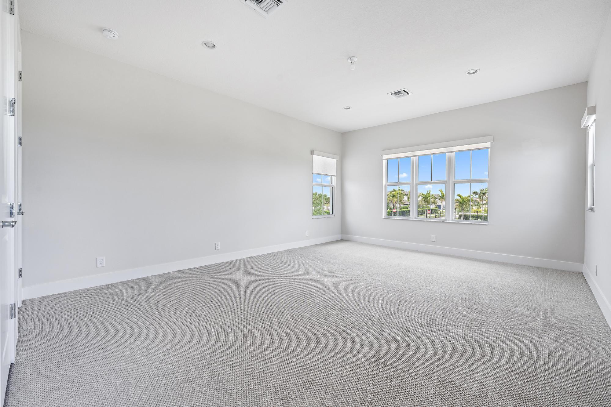 9142 Crestview Circle