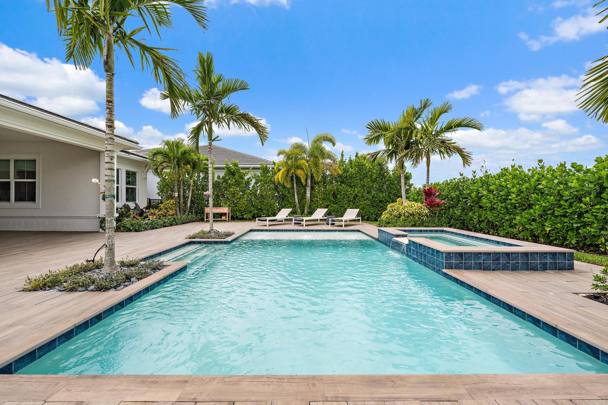 9142 Crestview Circle