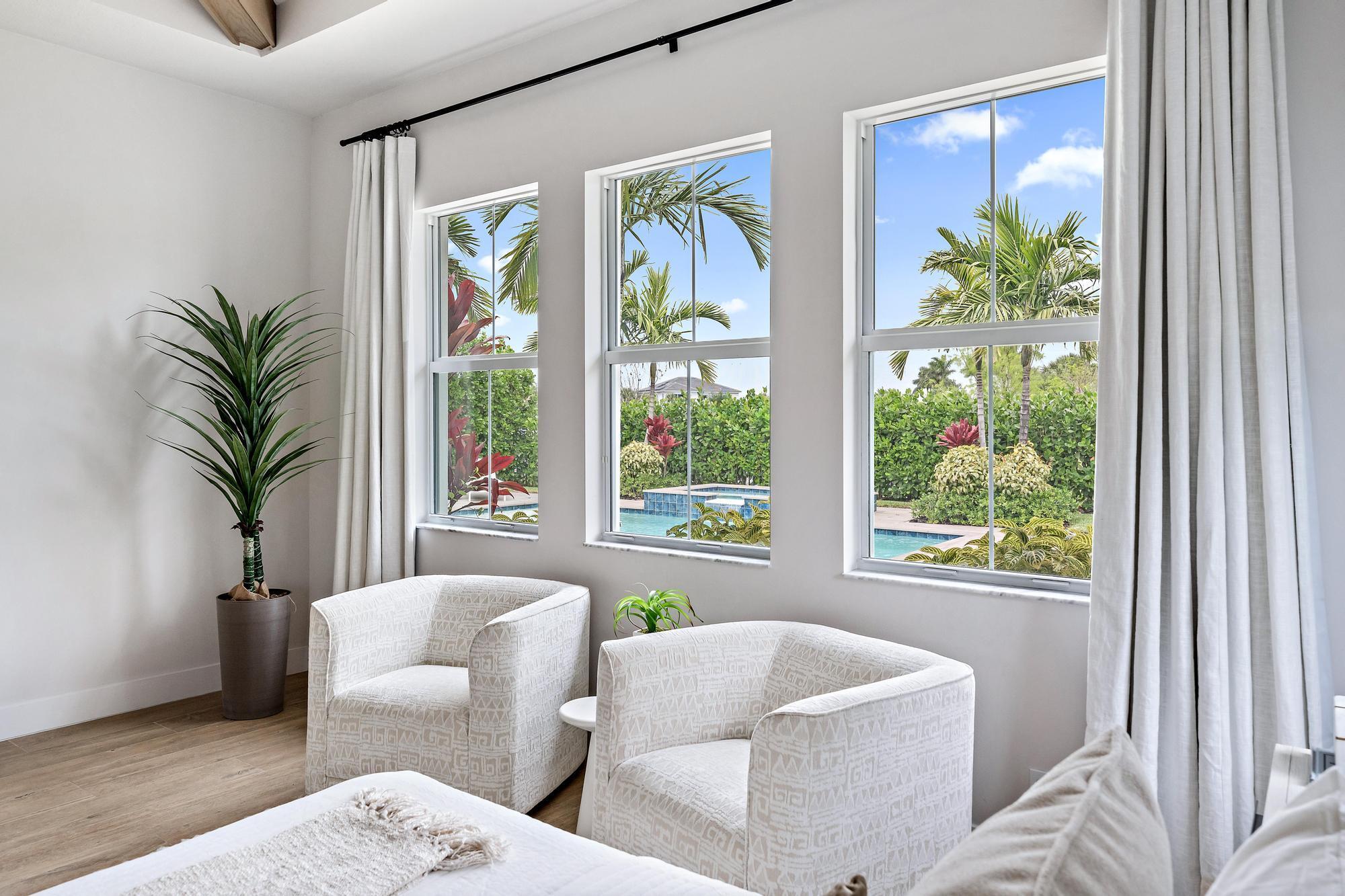 9142 Crestview Circle