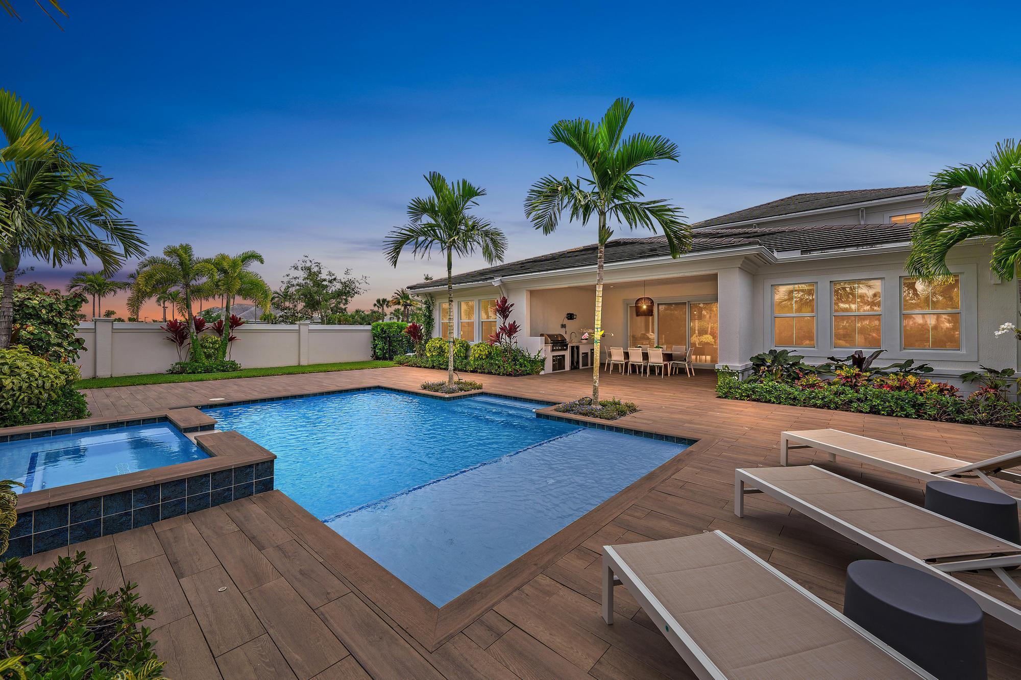 9142 Crestview Circle