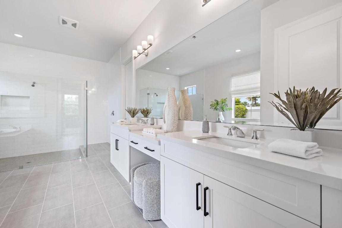 9142 Crestview Circle