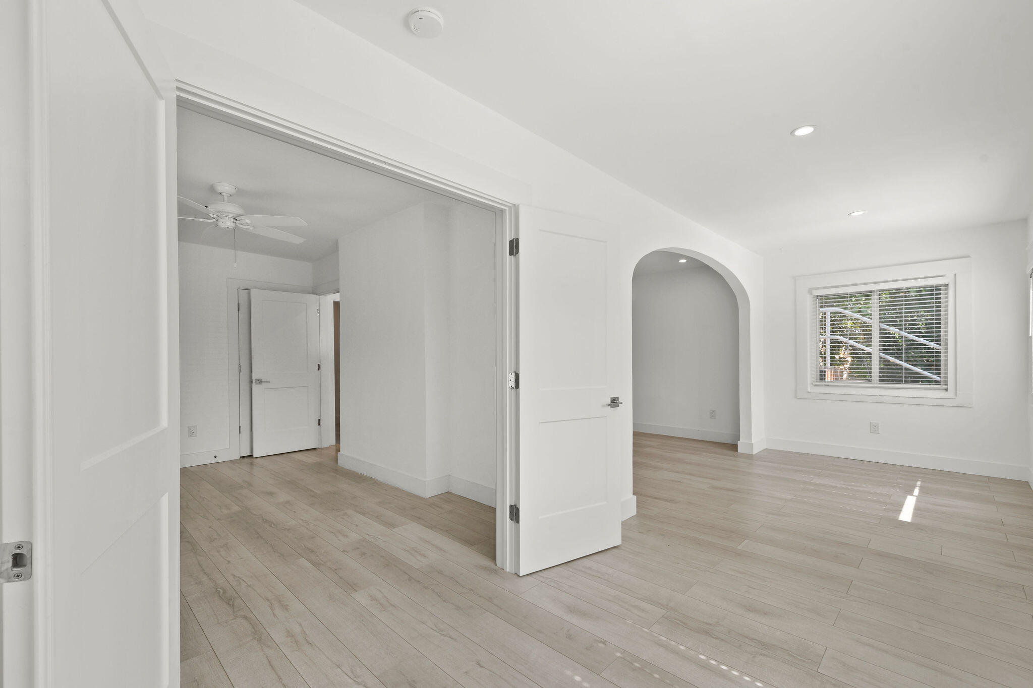 605 N Lakeside Drive Unit 1