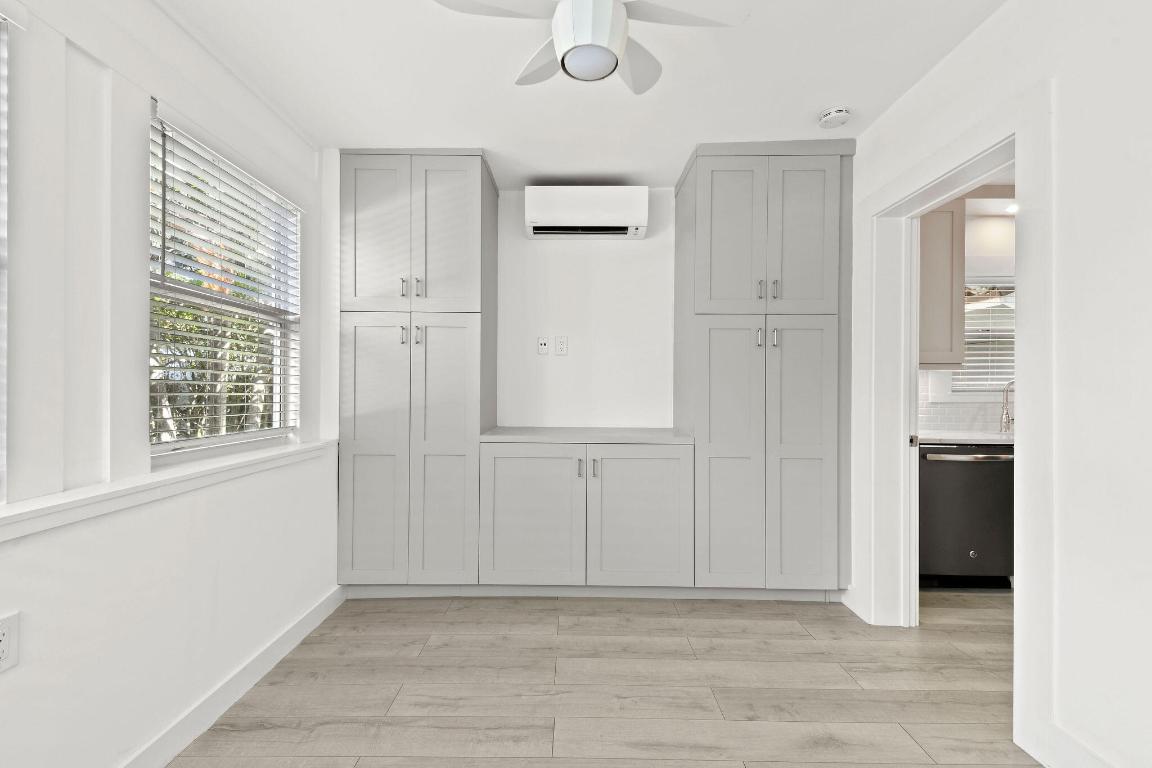 605 N Lakeside Drive Unit 1