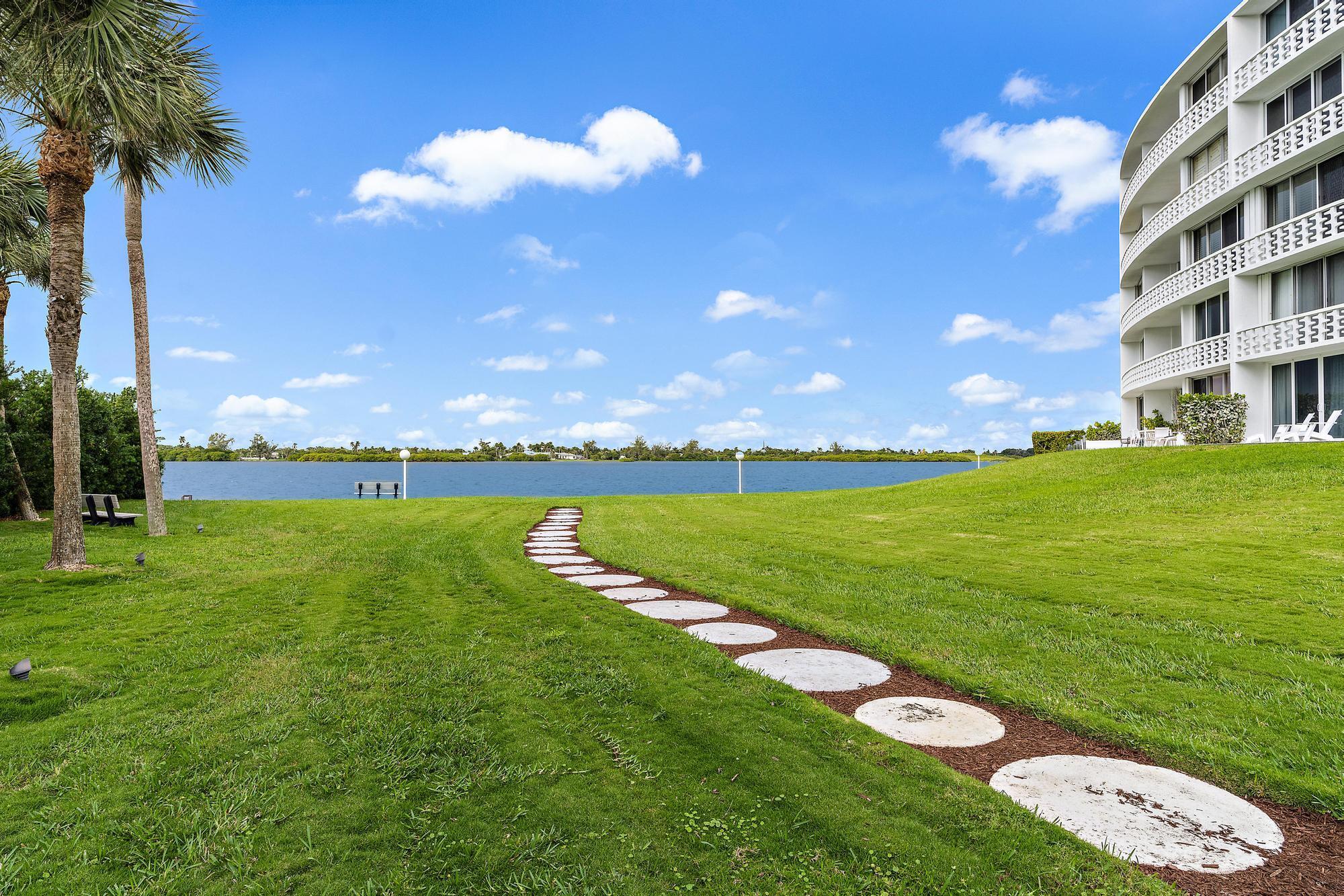 2760 S Ocean Boulevard 416