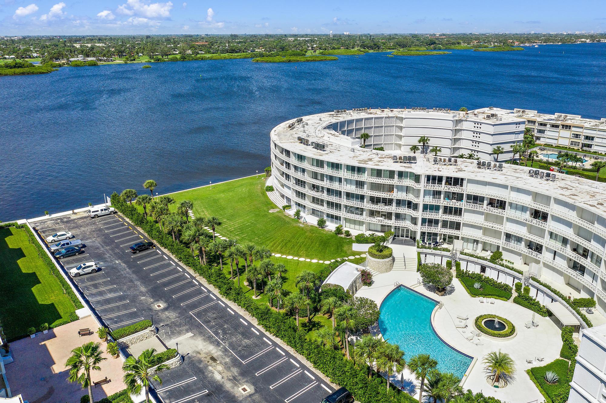 2760 S Ocean Boulevard 416