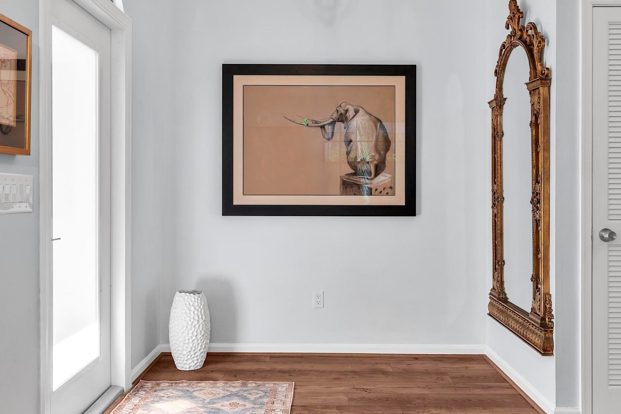 419 N Lakeside Drive