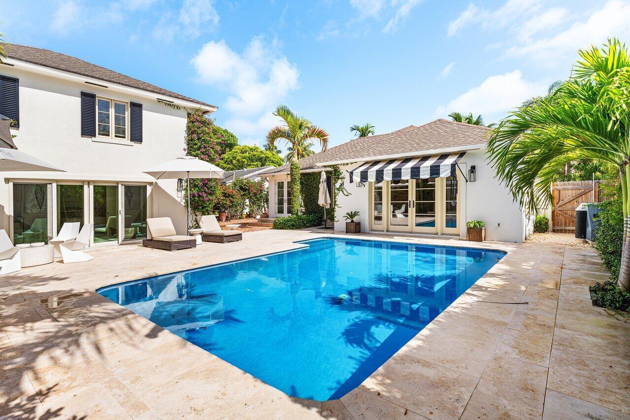 306 Cordova Road