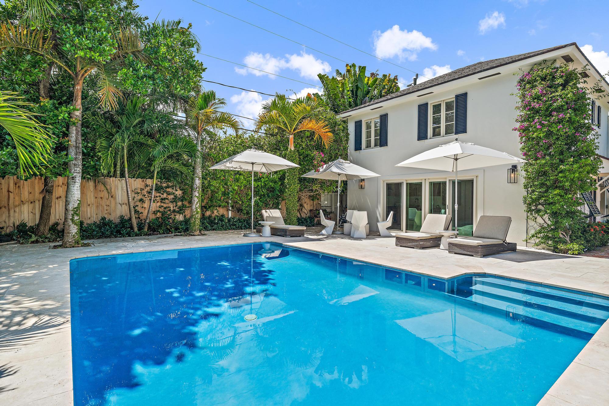 306 Cordova Road