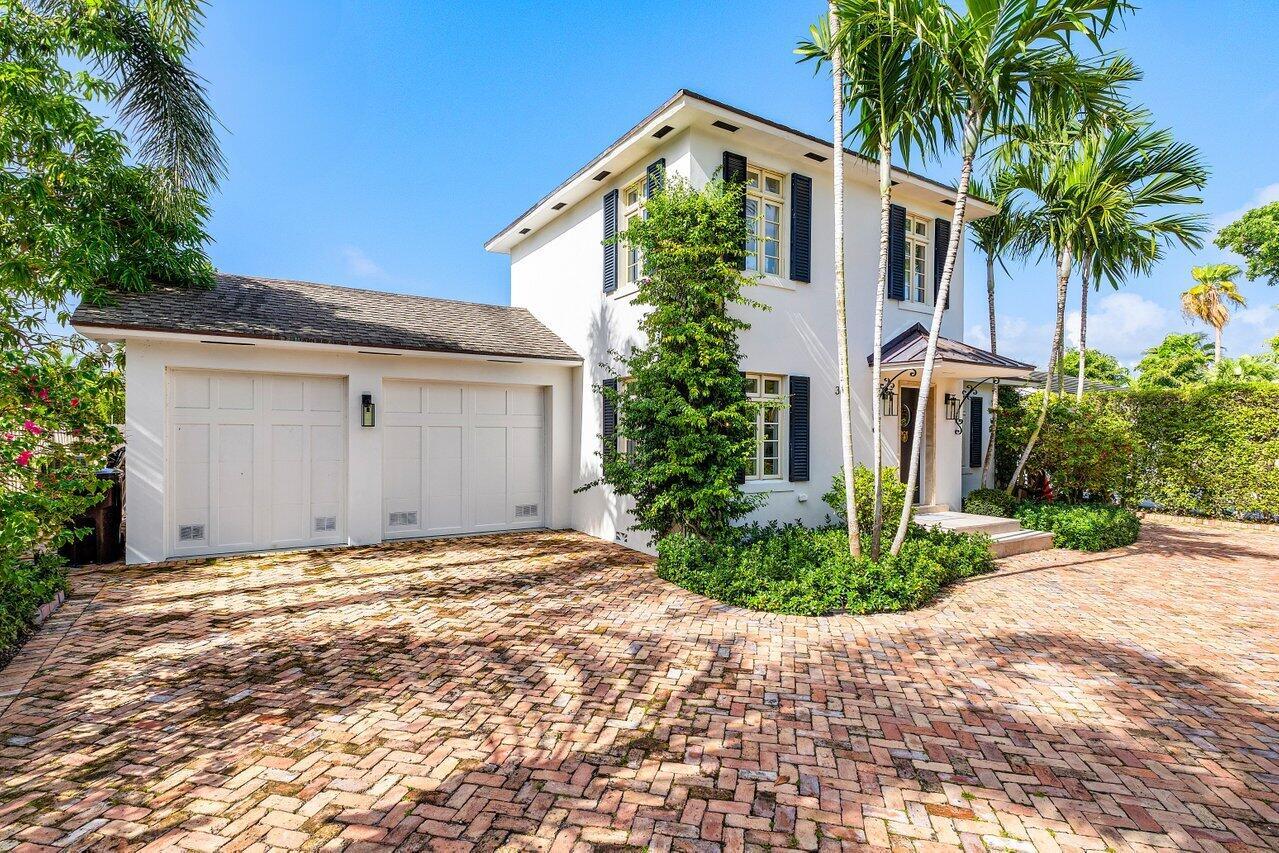 306 Cordova Road