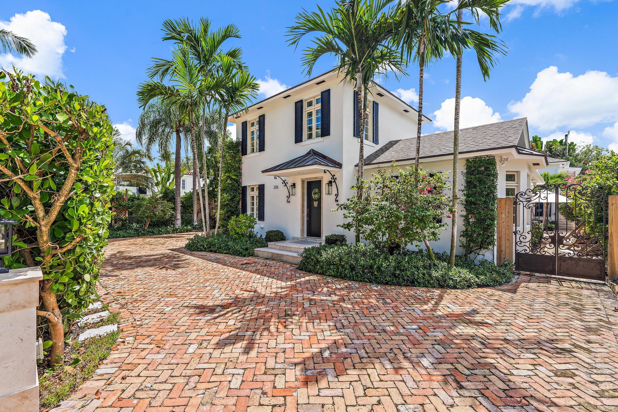 306 Cordova Road