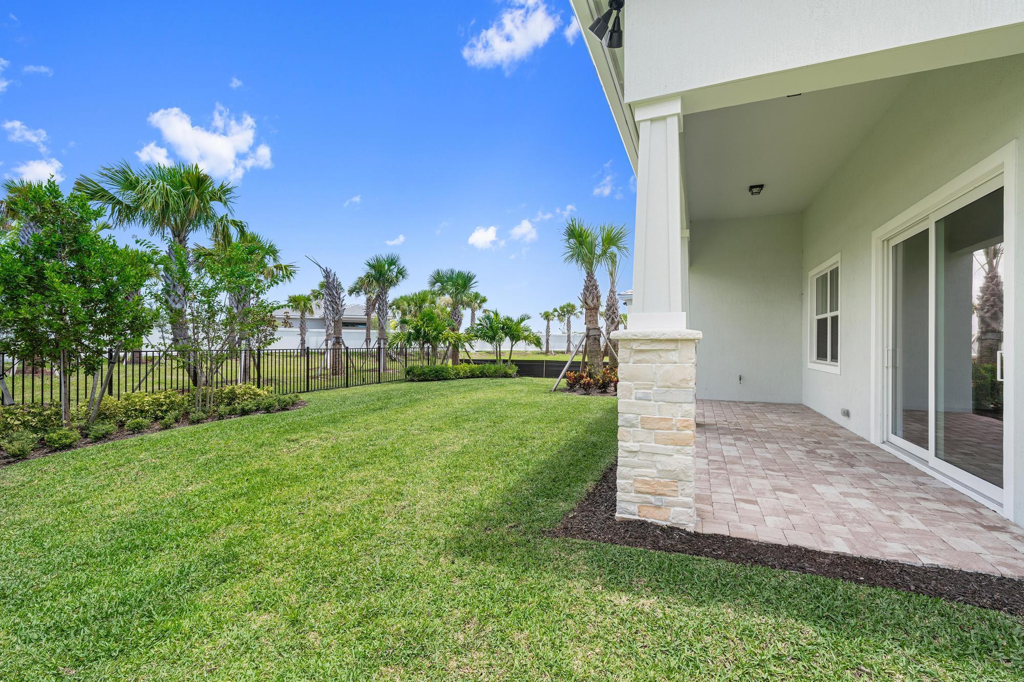 10546 Northbrook Circle