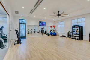 10546 Northbrook Circle