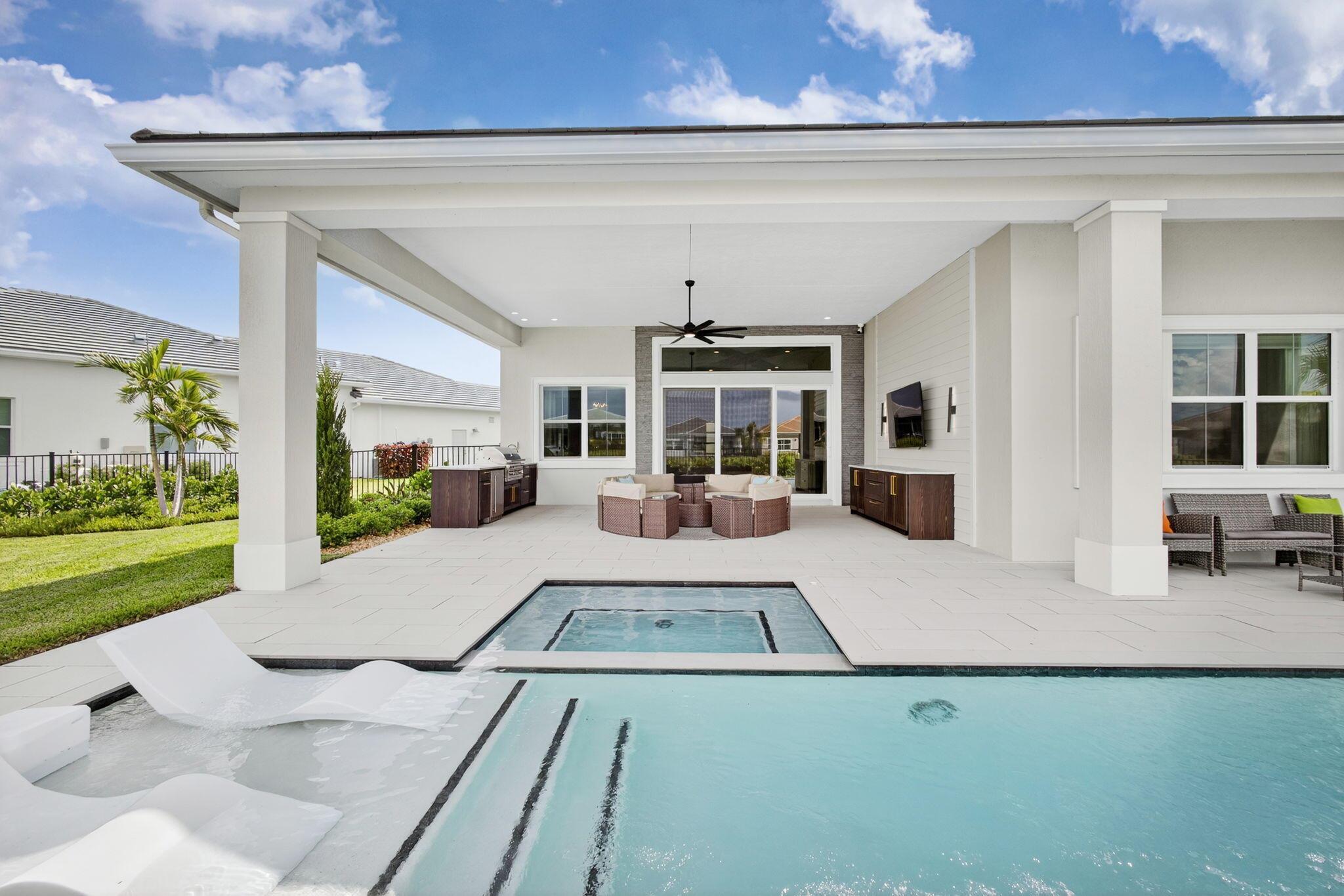 10109 Driftwood Way