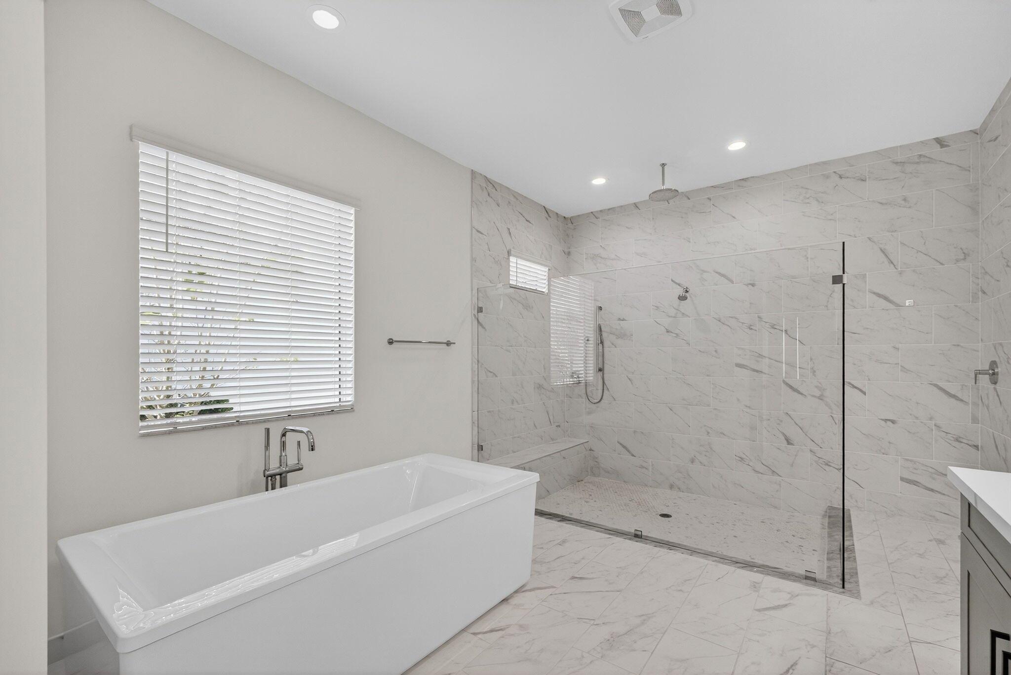 9288 Crestview Circle