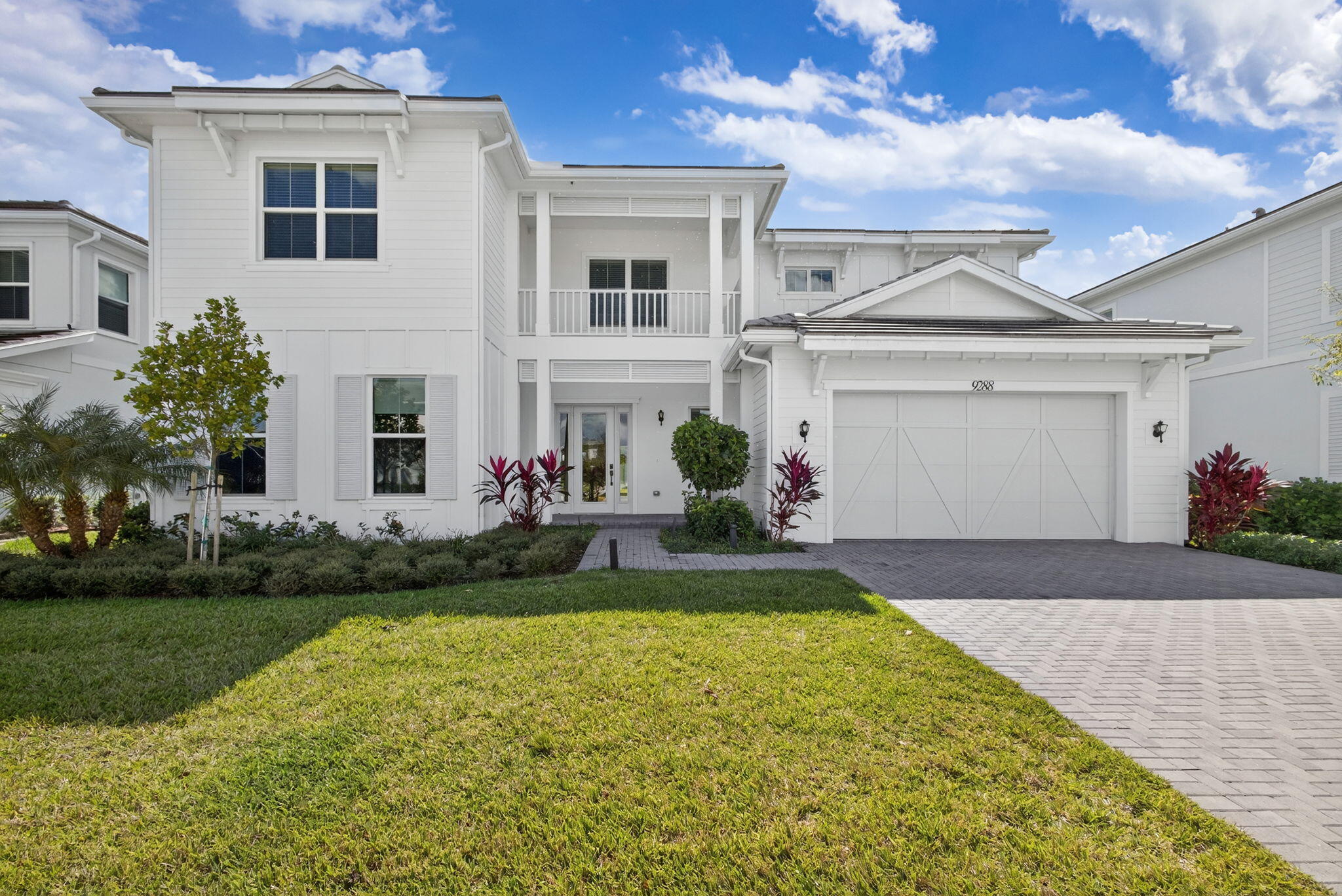 9288 Crestview Circle