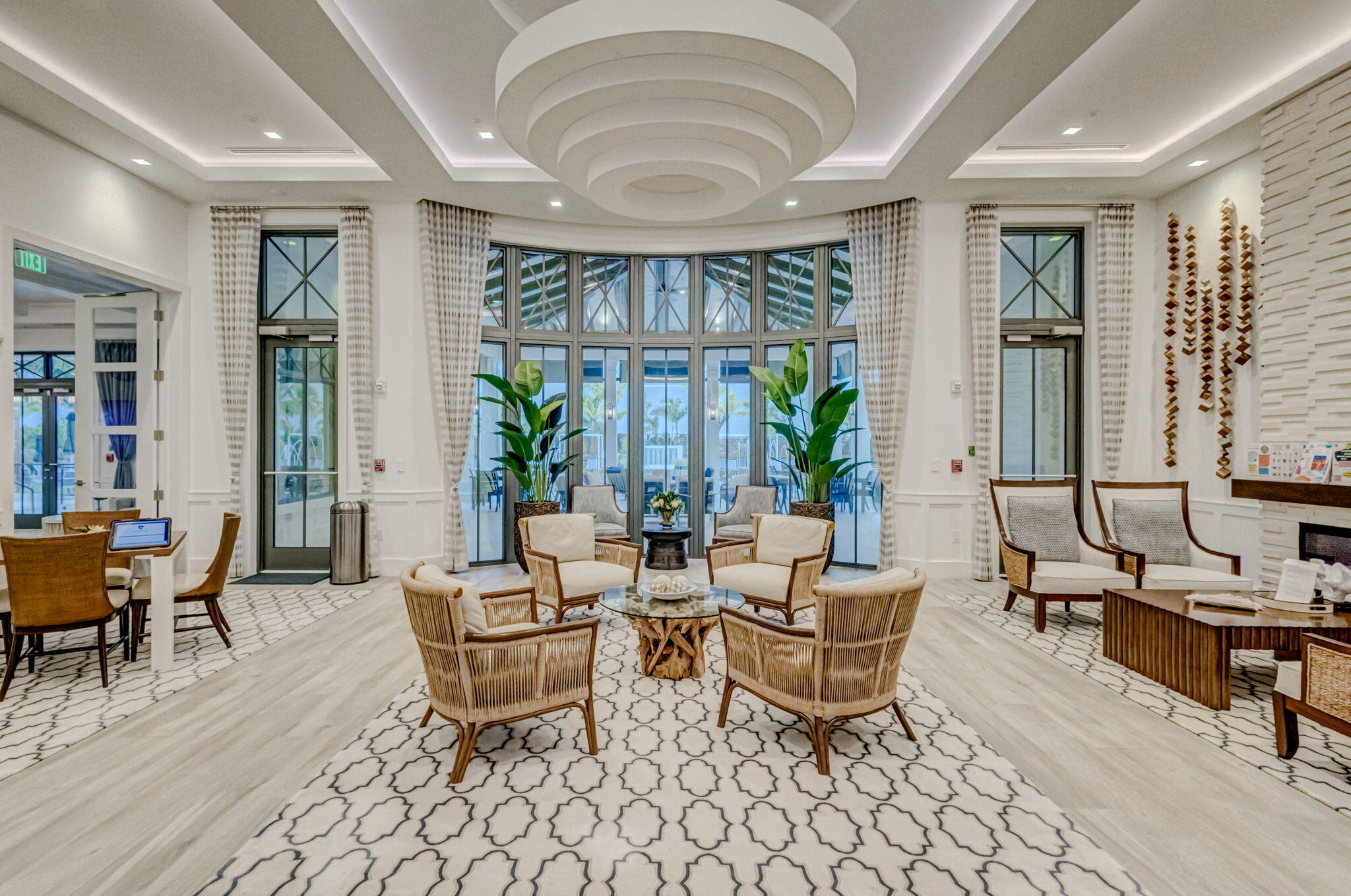 9288 Crestview Circle