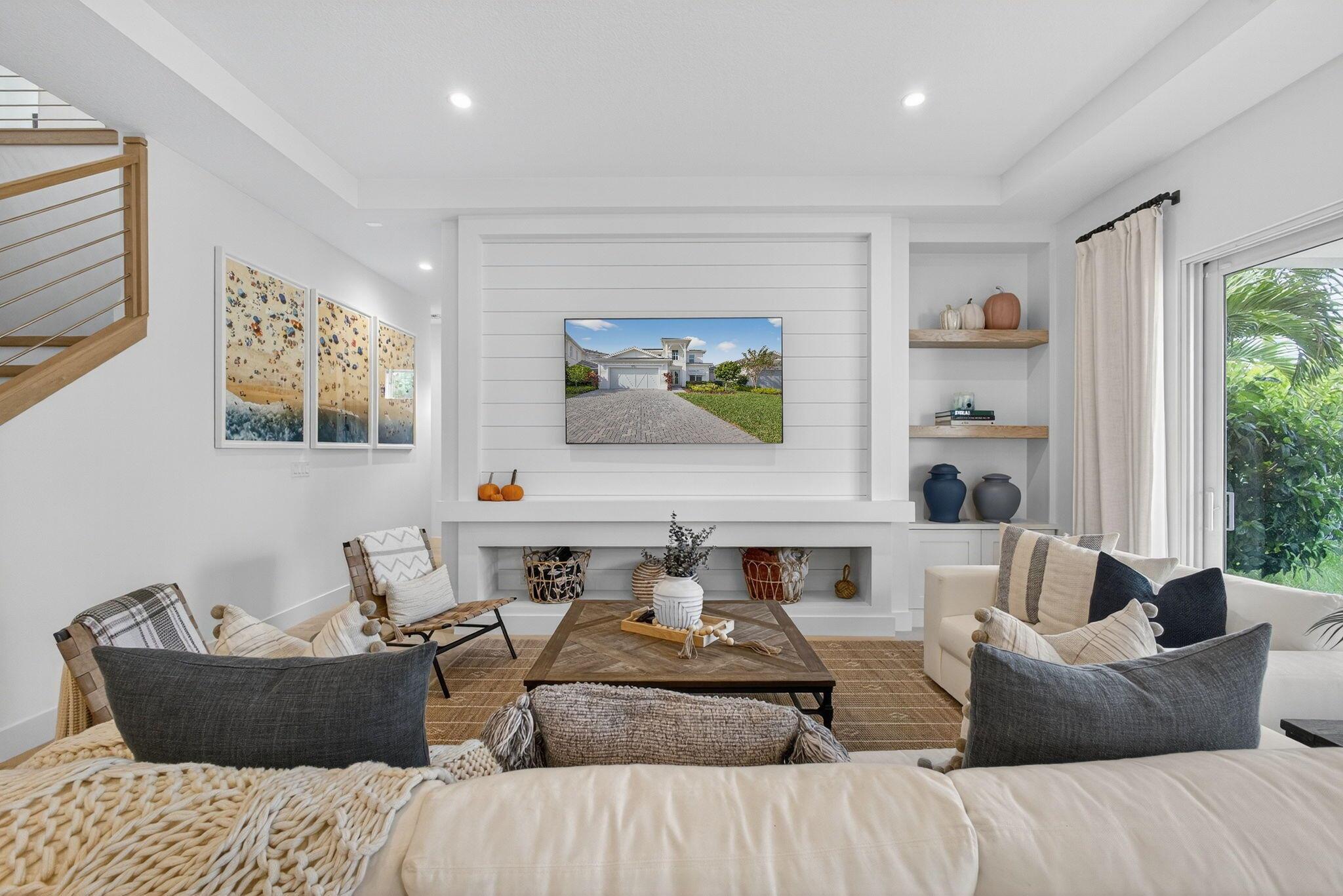 12704 Nautilus Circle