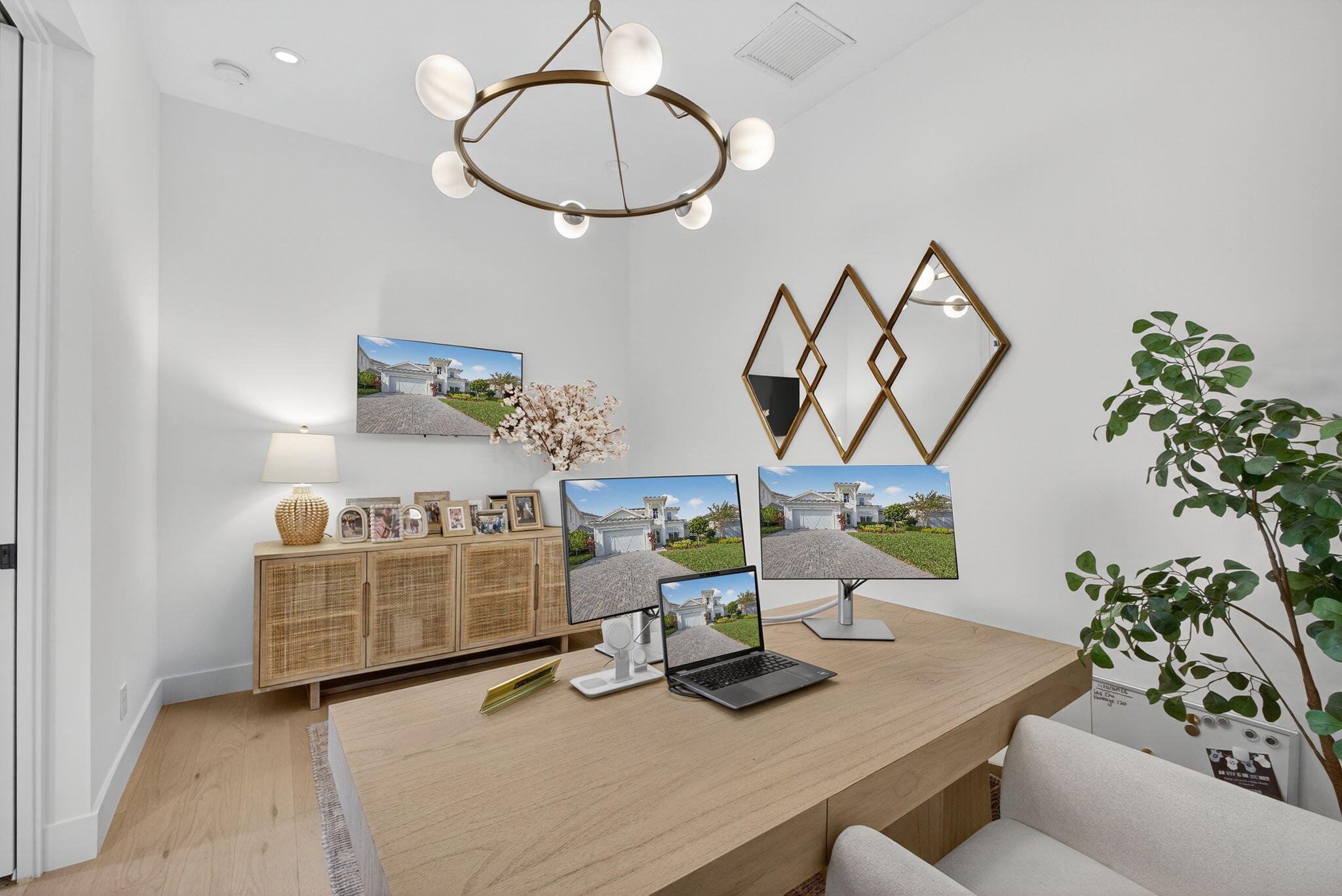 12704 Nautilus Circle