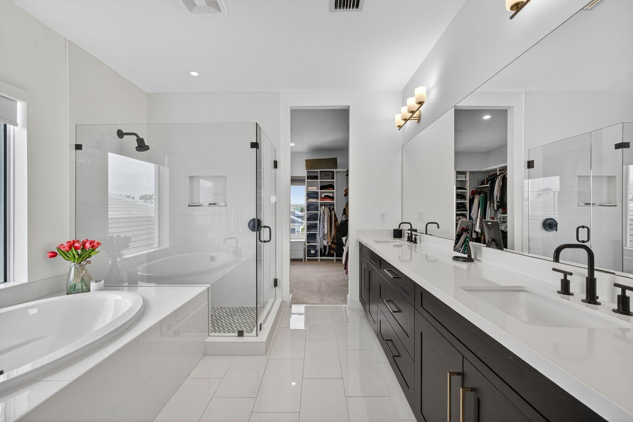 12704 Nautilus Circle