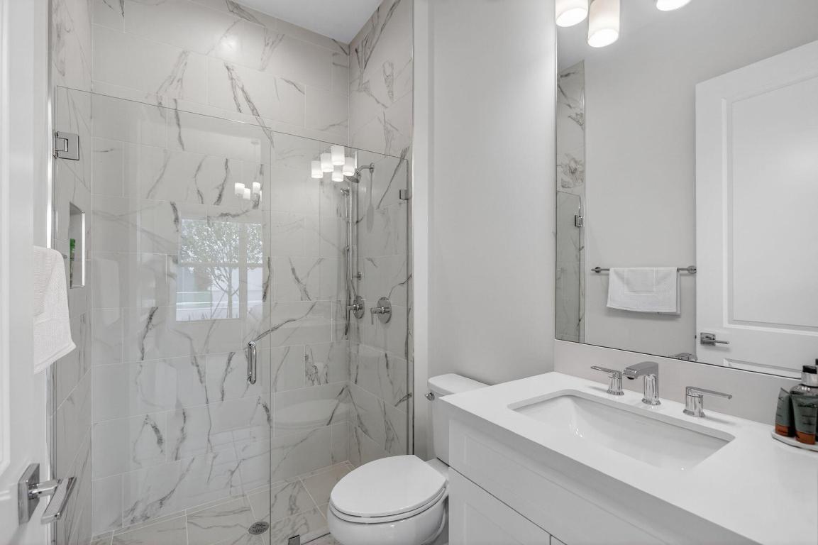 9249 Crestview Circle, Palm Beach Gardens