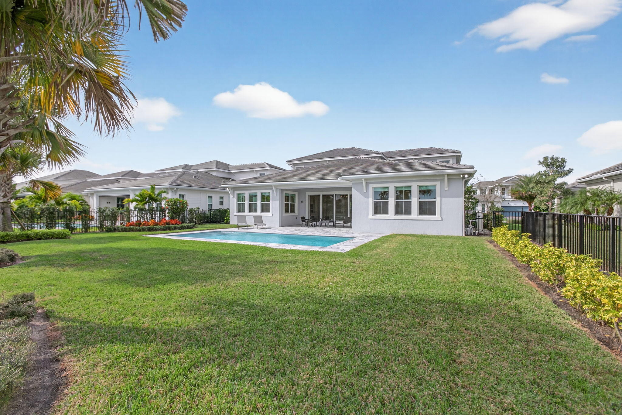 9249 Crestview Circle, Palm Beach Gardens