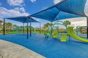9249 Crestview Circle, Palm Beach Gardens