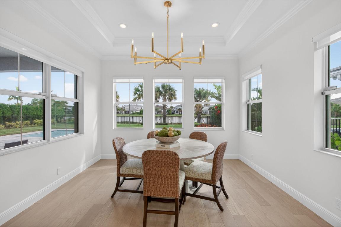 9249 Crestview Circle, Palm Beach Gardens