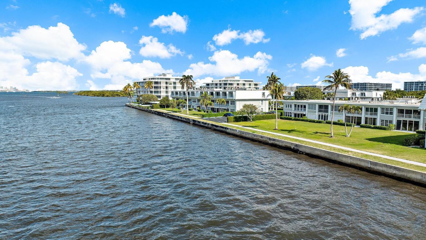 2170 Ibis Isle Road 8