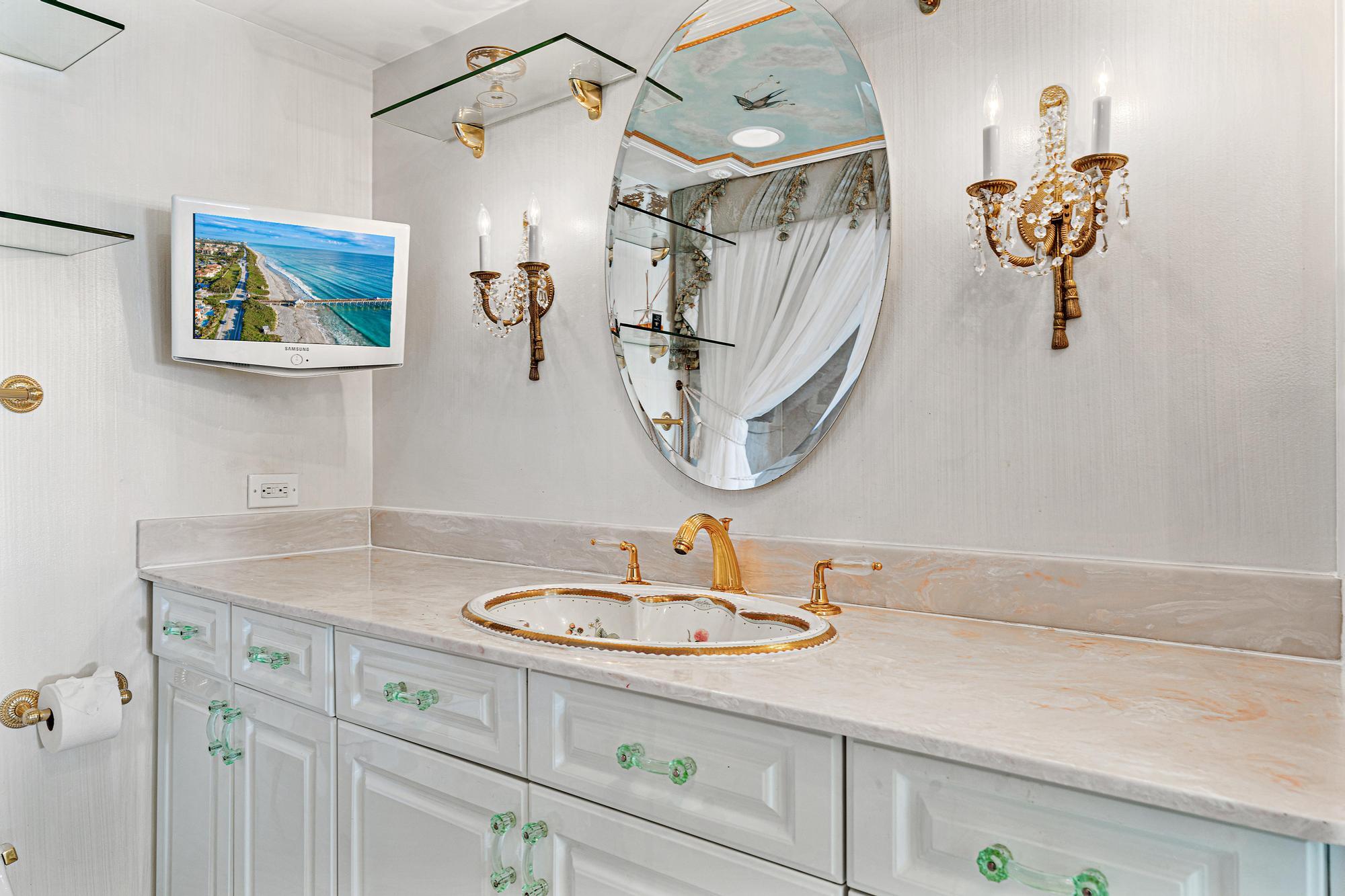 2170 Ibis Isle Road 8