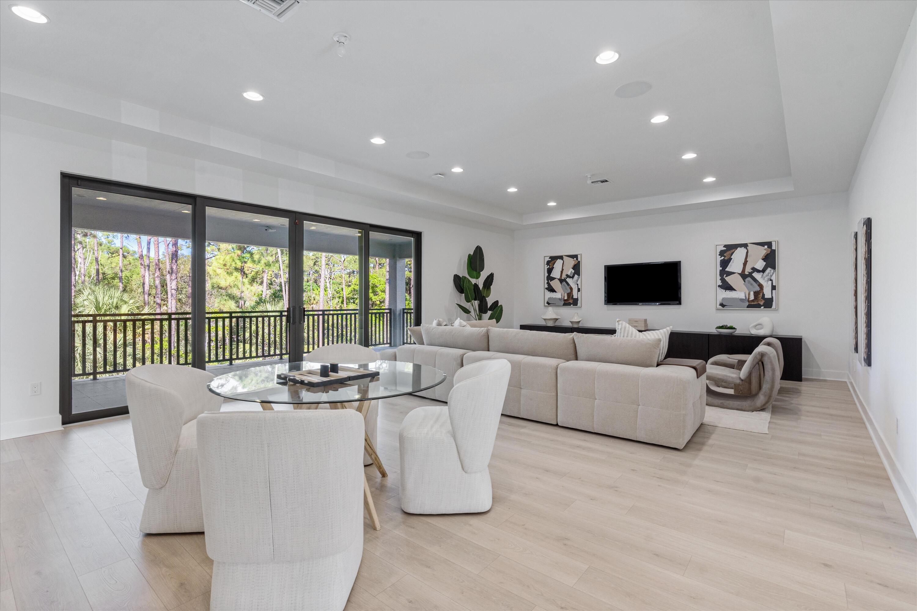 13334 Artisan Circle