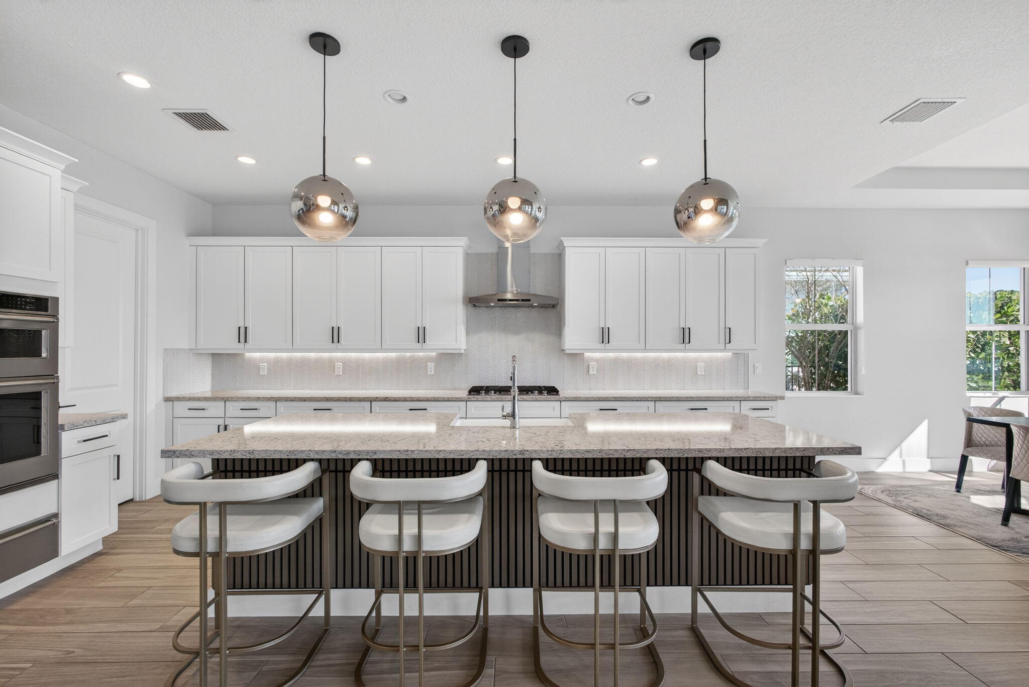 9221 Crestview Circle