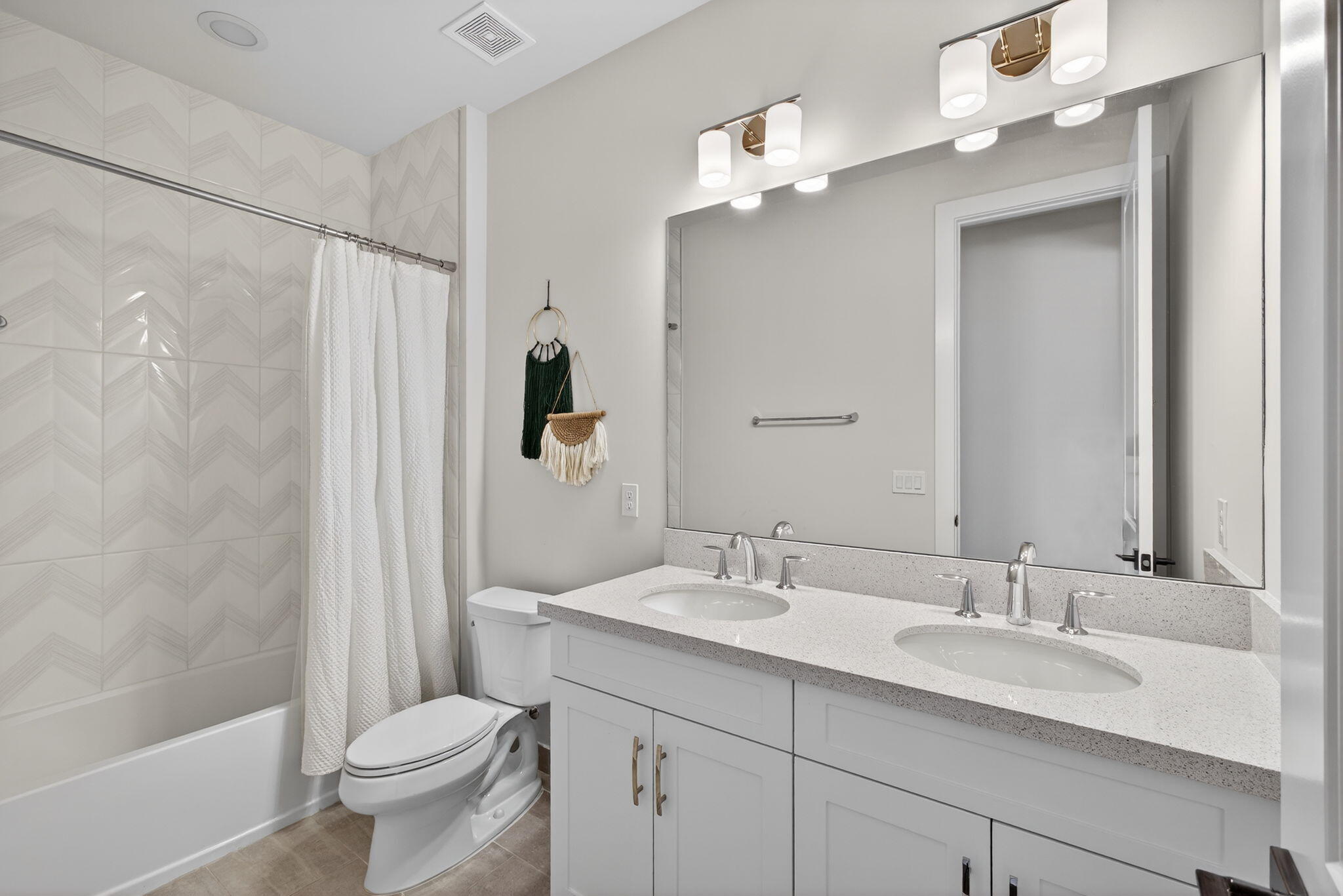 9221 Crestview Circle