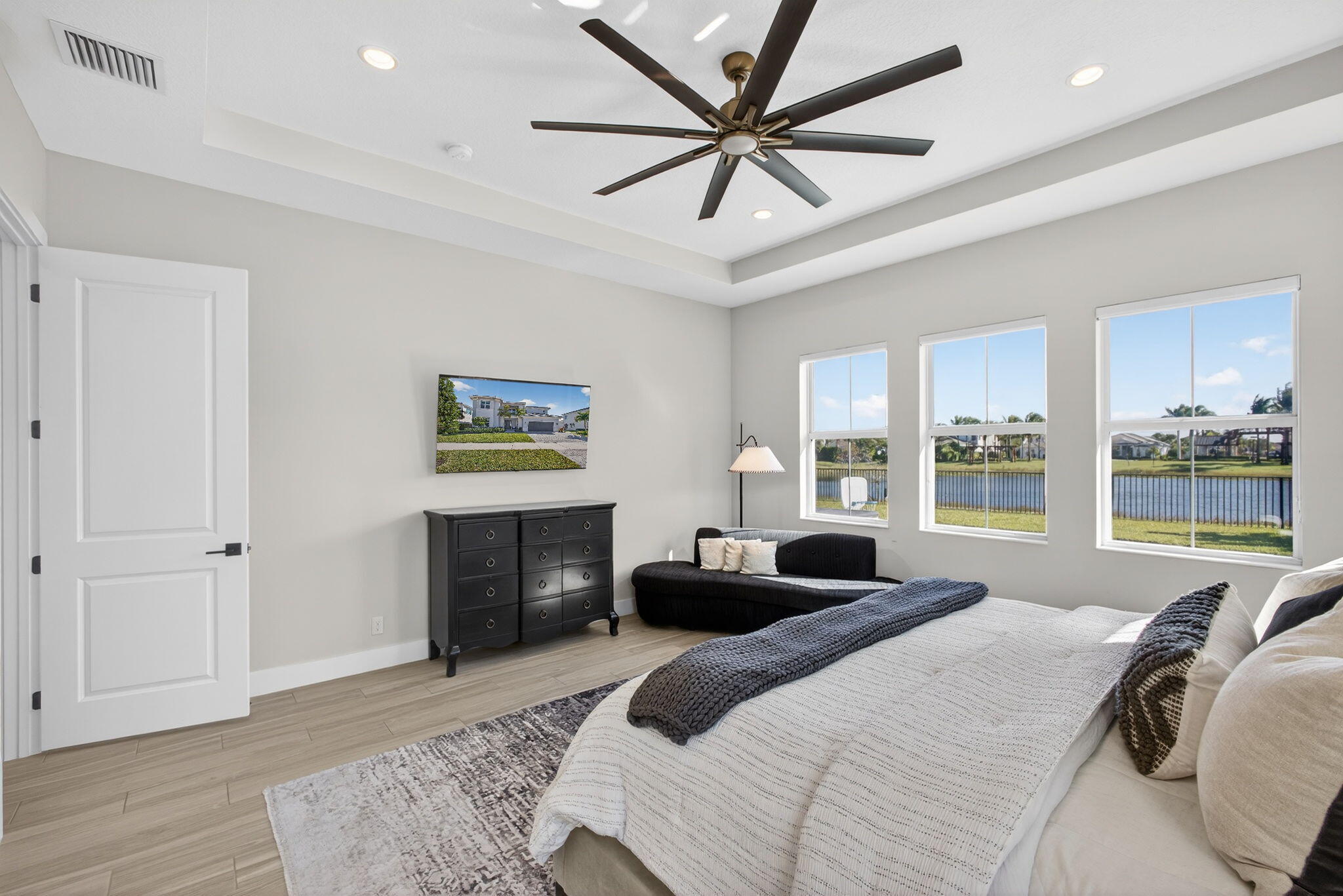 9221 Crestview Circle