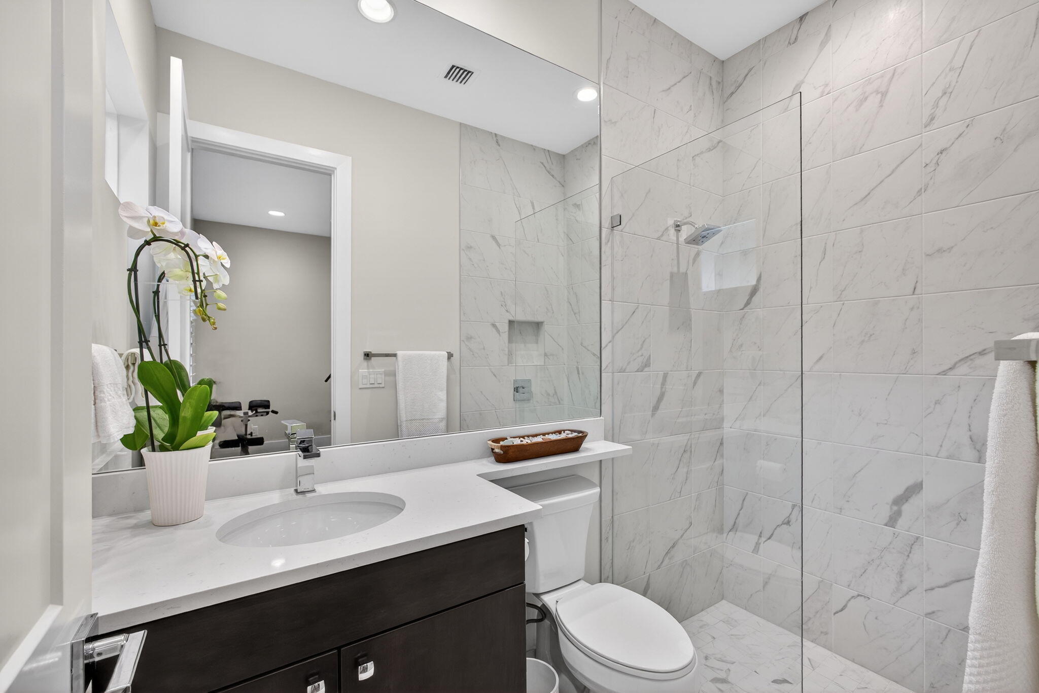 9364 Coral Isles Circle