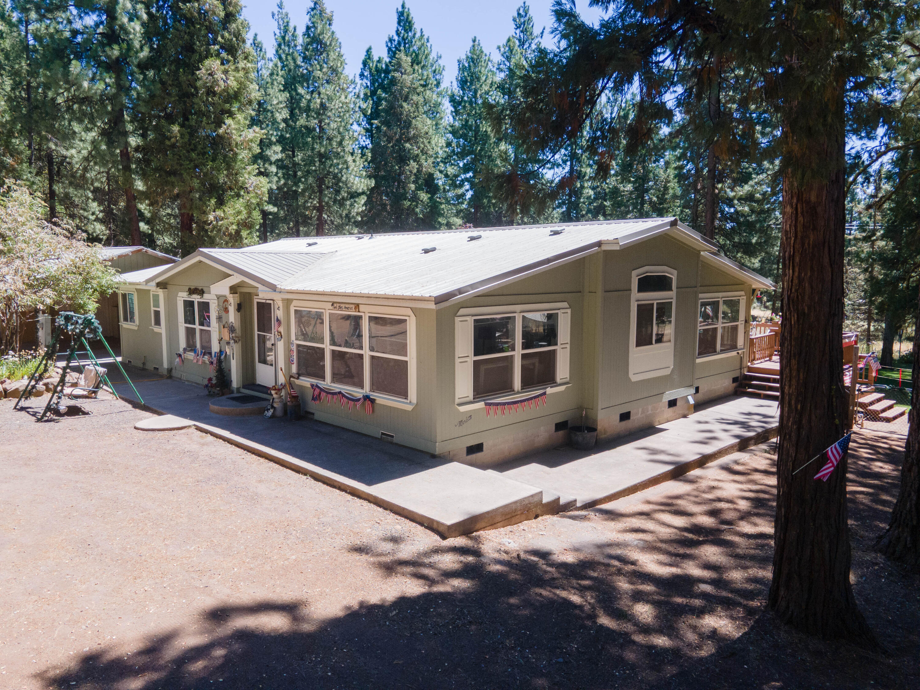 17008 Ponderosa Lane