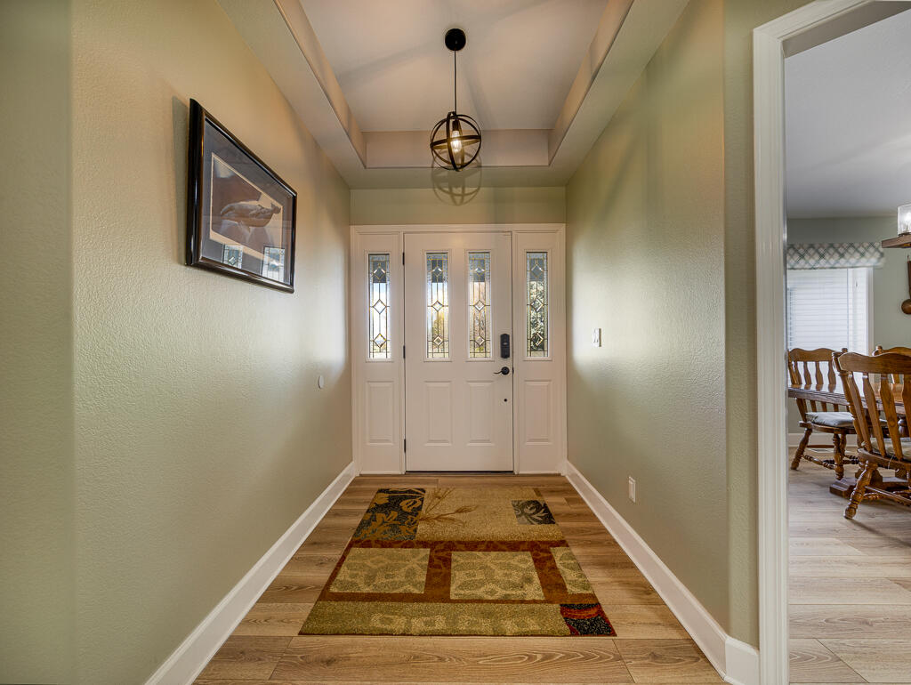 4075 Collier Lane