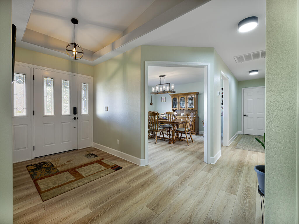 4075 Collier Lane